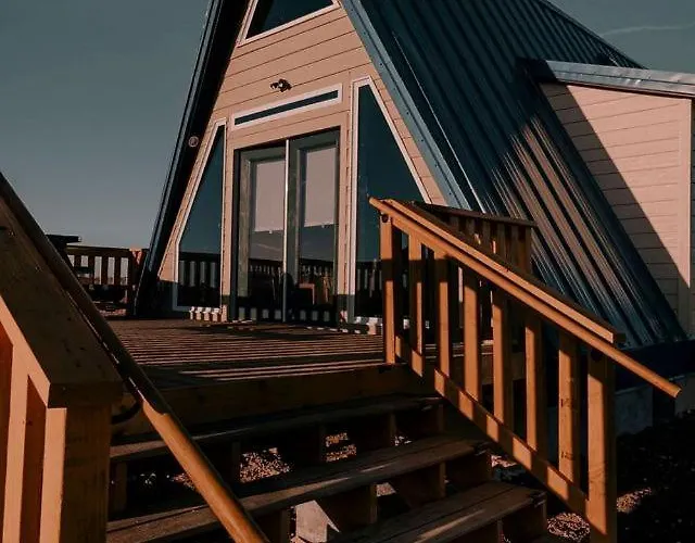Chalet Rustic Off-grid A-frame With Hot Tub And Sauna Near The Grand Canyon For A Unique Escape In Williams, Arizona *